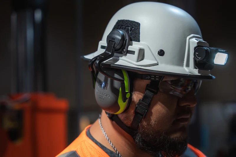 M-LOK 3M™ PELTOR™ X4 Earmuffs X4P51E - Image 4