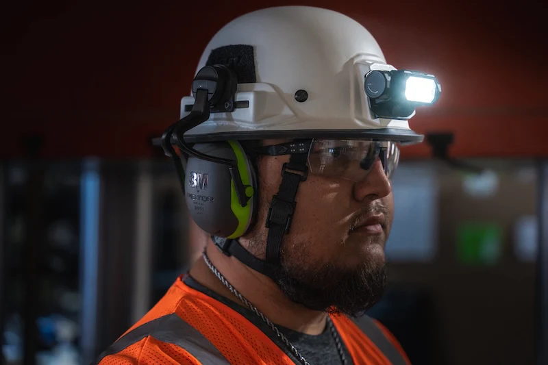 M-LOK 3M™ PELTOR™ X4 Earmuffs X4P51E - Image 5