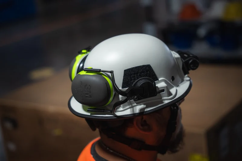 M-LOK 3M™ PELTOR™ X4 Earmuffs X4P51E - Image 7