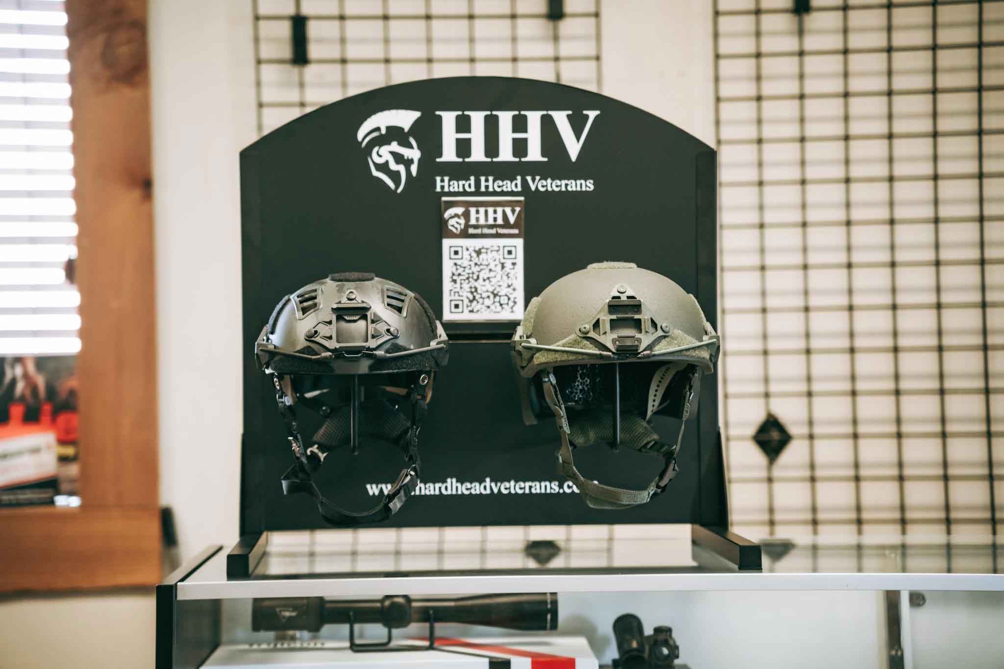 Small Dealer Display - Image 6